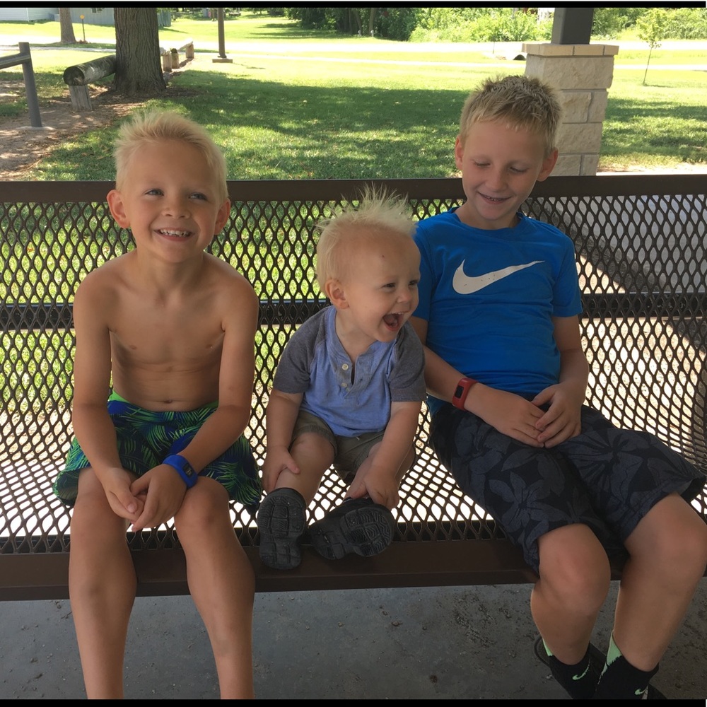 Meet your Posher, Dana - Picture 3 of 5